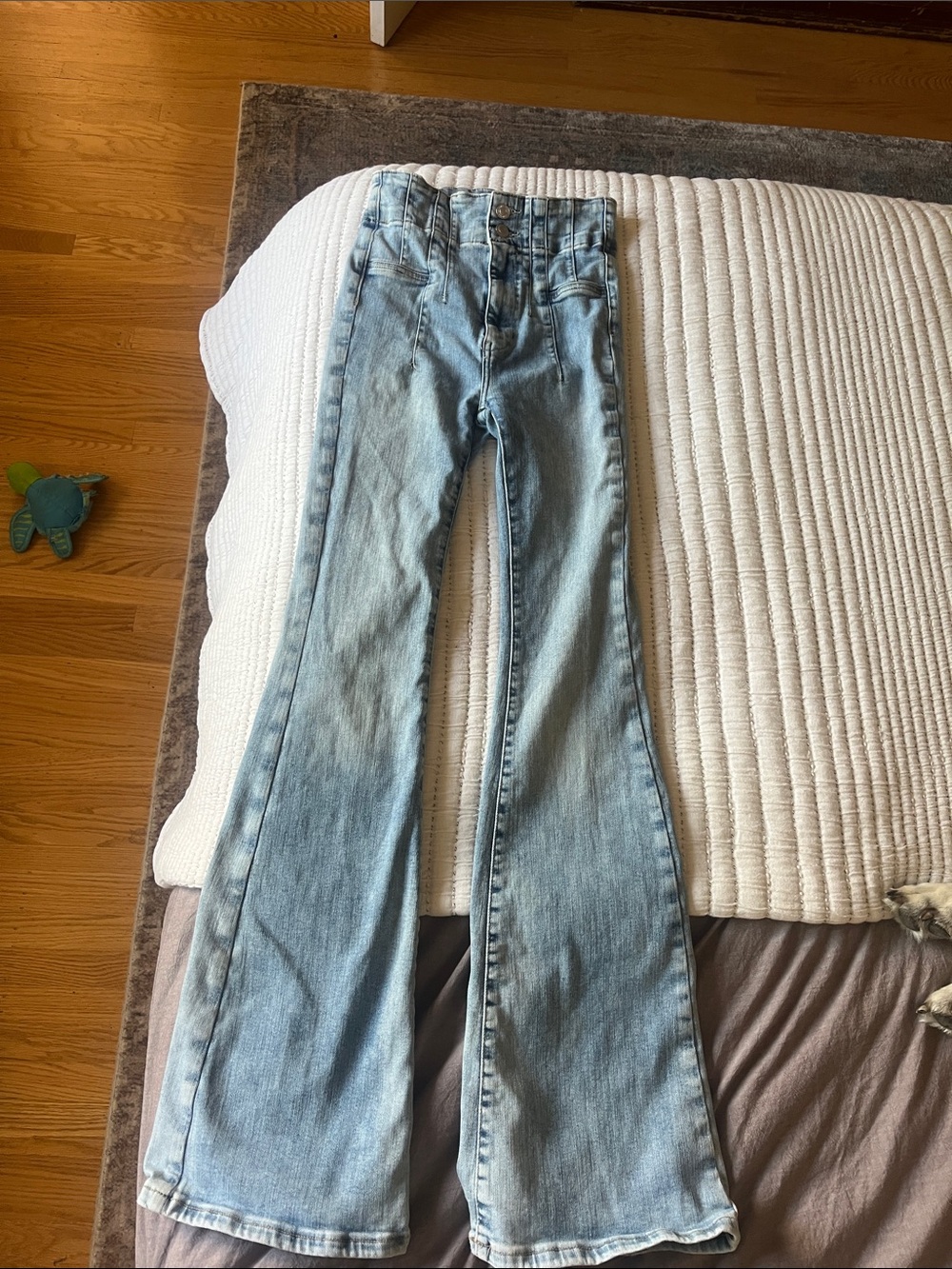 We The Free Light Blue fabulous Flare Jeans!